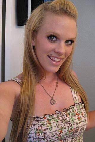 Random video chat room